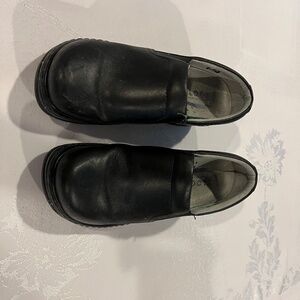 Klogs Kitchen Shoes size 39 (8 1/2)